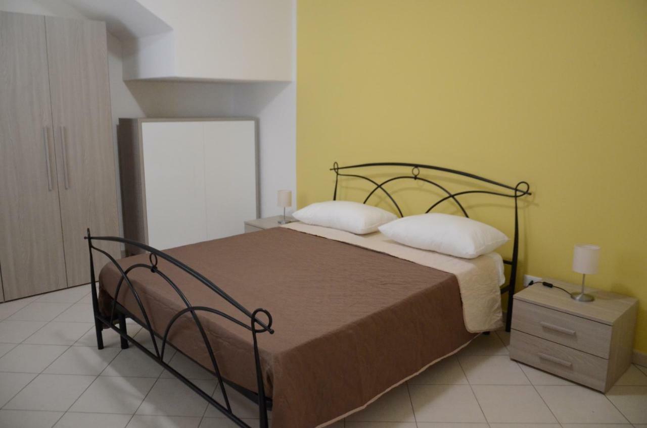 Casa Vacanze Cristoforo Colombo Apartman Lido Conchiglia Kültér fotó