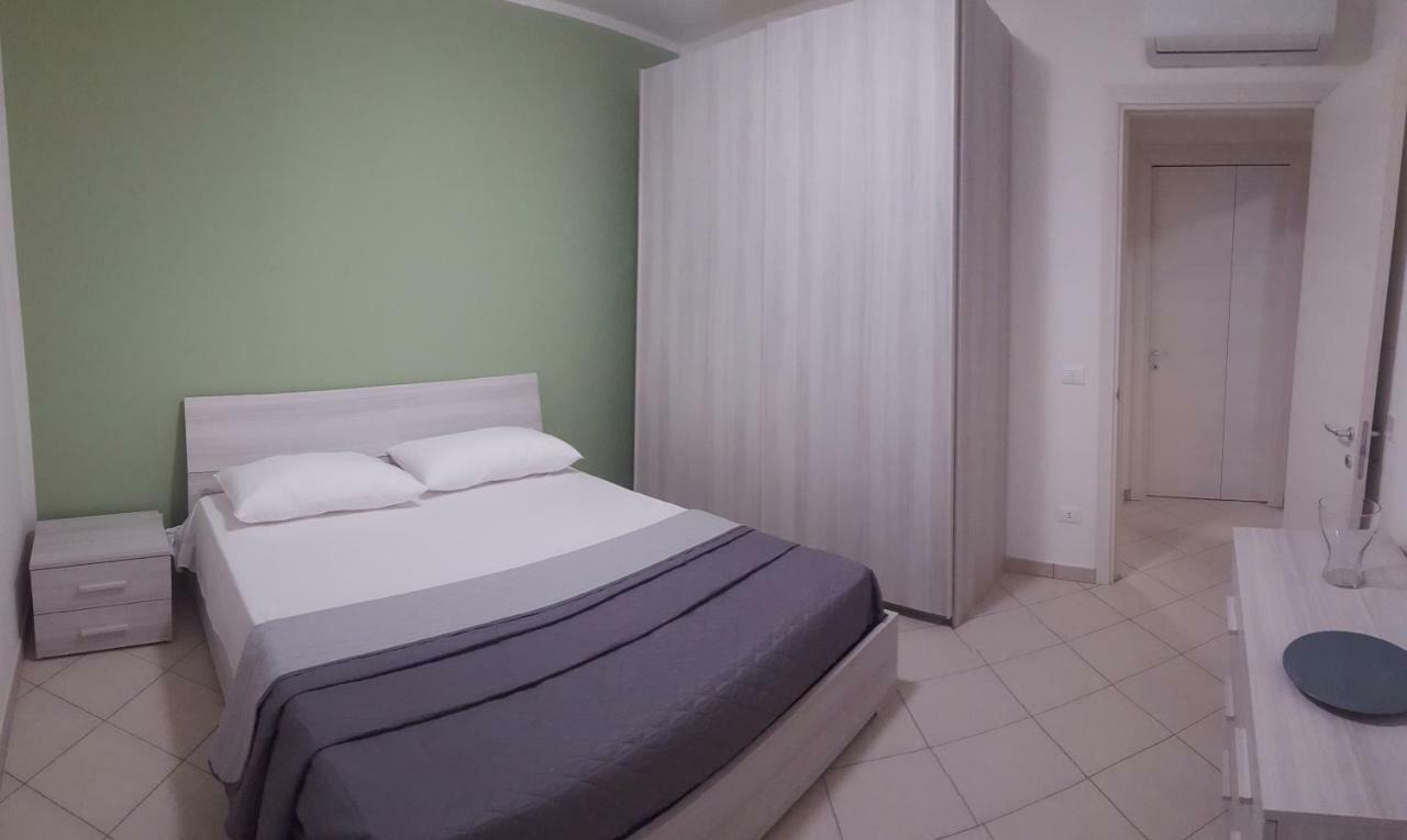 Casa Vacanze Cristoforo Colombo Apartman Lido Conchiglia Kültér fotó